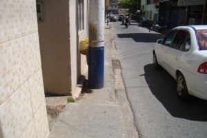 Manhuaçu: cidade precisa de melhorar as calçadas