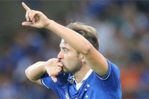 Cruzeiro: Everton Ribeiro deve sair somente após Libertadores Cruzeiro: Everton Ribeiro deve sair somente após Libertadores