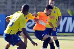Cruzeiro: time faz primeiro treino coletivo na Toca