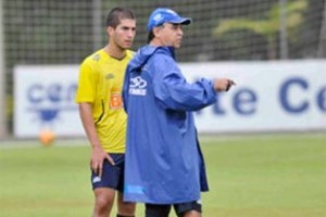 Minas: Cruzeiro levará time reserva a Tombos