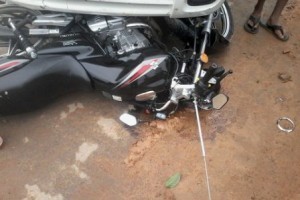 Caratinga: acidente fere motociclista de 16 anos no bairro Esplanada