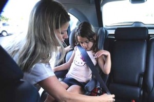 Vida e Saúde: dicas para acalmar as crianças na viagem de carro