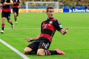Copa do Mundo: Klose é consagrado no Mineirão. 16 gols em copas