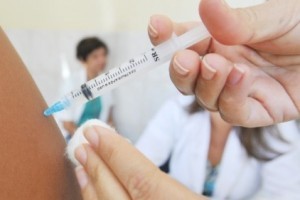 Vida e Saúde: segunda dose da vacina contra HPV está sendo aplicada