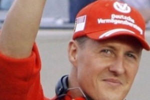 Fórmula 1: capacete causou lesão em Schumacher, diz jornalista