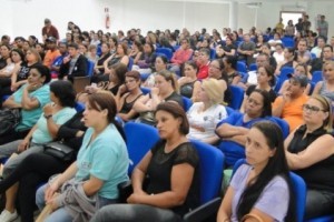 Manhuaçu: Servidores questionam jornada determinada pela Prefeitura. Paralisação na quarta-feira