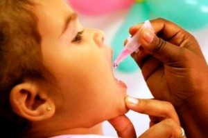 Vida e Saúde: Hoje é dia de vacinação contra a paralisia infantil. Até 17:00