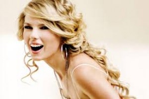 Variedades: Taylor Swift é eleita a artista musical mais poderosa pela mídia britânica