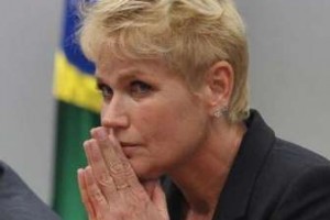 Variedades: Globo não renova contrato com Xuxa após 28 anos de casa, diz colunista
