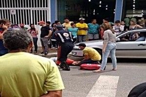 Espera Feliz: Motociclista se fere no centro da cidade