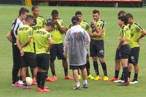 Libertadores: Dátolo volta ao time nesta quinta-feira diante do Santa Fe