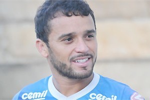 Cruzeiro: Marcelo Oliveira confirma Charles no time titular