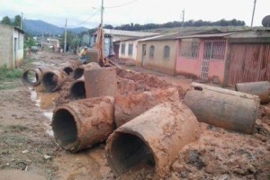 Manhuaçu: Moradores da Rua Ipês cobram melhorias