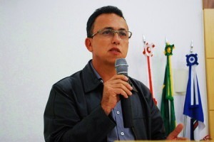 Manhuaçu: Vereadores questionam Secretário de Planejamento durante reunião