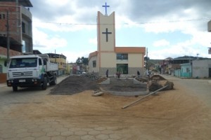 Manhuaçu: Reforma da Praça de Vilanova está quase pronta