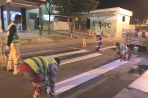Manhuaçu: Novas faixas de pedestre são instaladas