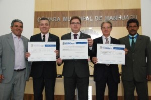 Manhuaçu: Dirigentes da OAB recebem títulos de cidadão honorário