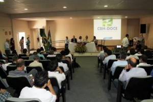 Meio-Ambiente: Desastre de Mariana é debatido em Valadares