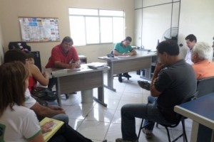 Manhuaçu: Secretaria de Obras e CMDRS discutem melhorias nas estradas rurais