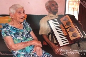 Caratinga: Idosos centenários são homenageados