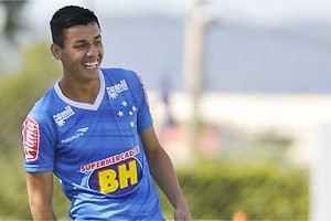 Cruzeiro: Novidades para pegar a Caldense. Mayke volta