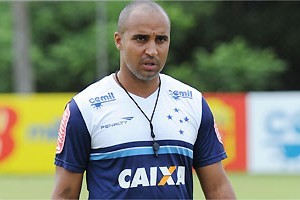 Mistério na escalação do Cruzeiro para o clássico