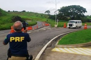 PRF intensifica fiscalização nas rodovias no Feriadão