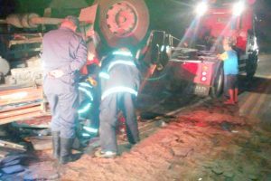 Motorista de caminhão morre na BR 262. Região da Saibreira