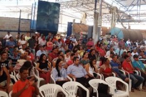 Produtores recebem kits de Feira Livre em Dia de Campo em Palmeirinhas