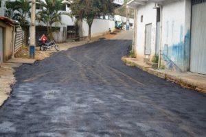 Manhuaçu: Prefeitura realiza recapeamento de ruas no Bom Jardim