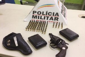 Manhuaçu: PM apreende revólver e munições após denúncia