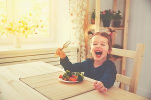 Escolhas dos alimentos para as crianças requer atenção das famílias