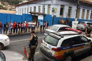 Semana do Trânsito: Conscientização sobre faixa de pedestre em Manhuaçu