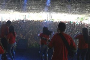 Dia Nacional da Juventude reúne milhares de jovens em Manhuaçu