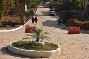 Manhuaçu: Rua recebe calçamento no Distrito de Vilanova