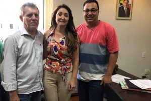 Natal em Manhuaçu: Comércio começa a atender em horário especial hoje