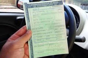 Taxa de licenciamento de veículos em MG pode ser de 20 reais em 2023