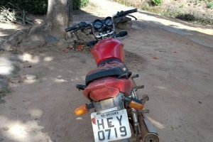 PM recupera moto furtada em Orizânia