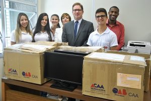 OAB Manhuaçu recebe computadores