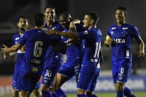 Libertadores: Cruzeiro goleia o Vasco: 4 a 0