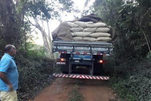 Caminhão carregado de café roubado é recuperado pela PRF
