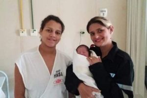Mãe dá à luz dentro de ambulância na região de Manhuaçu