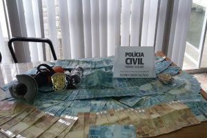 Polícia Civil recupera cerca de 20 mil reais roubados