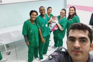 Bombeiros resgatam bebê abandonado em Caratinga