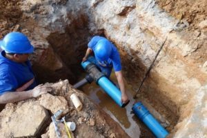 SAAE implanta nova rede de água e substitui bomba na Rua Duarte Peixoto