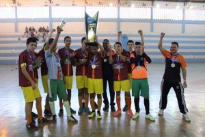 Manhuaçu: Finais do torneio “Craques do Futuro” levam emoção ao Poliesportivo
