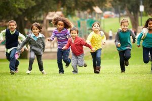 Vida e Saúde: Criança tem que brincar ao ar livre