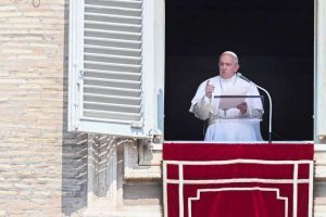 Papa se diz ‘preocupado’ com o ‘pulmão vital’ do planeta
