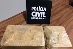 Polícia Civil apreende cocaína avaliada em 22 mil reais