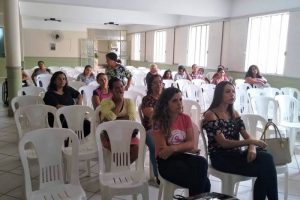 Campanha Outubro Rosa realizada em Manhuaçu